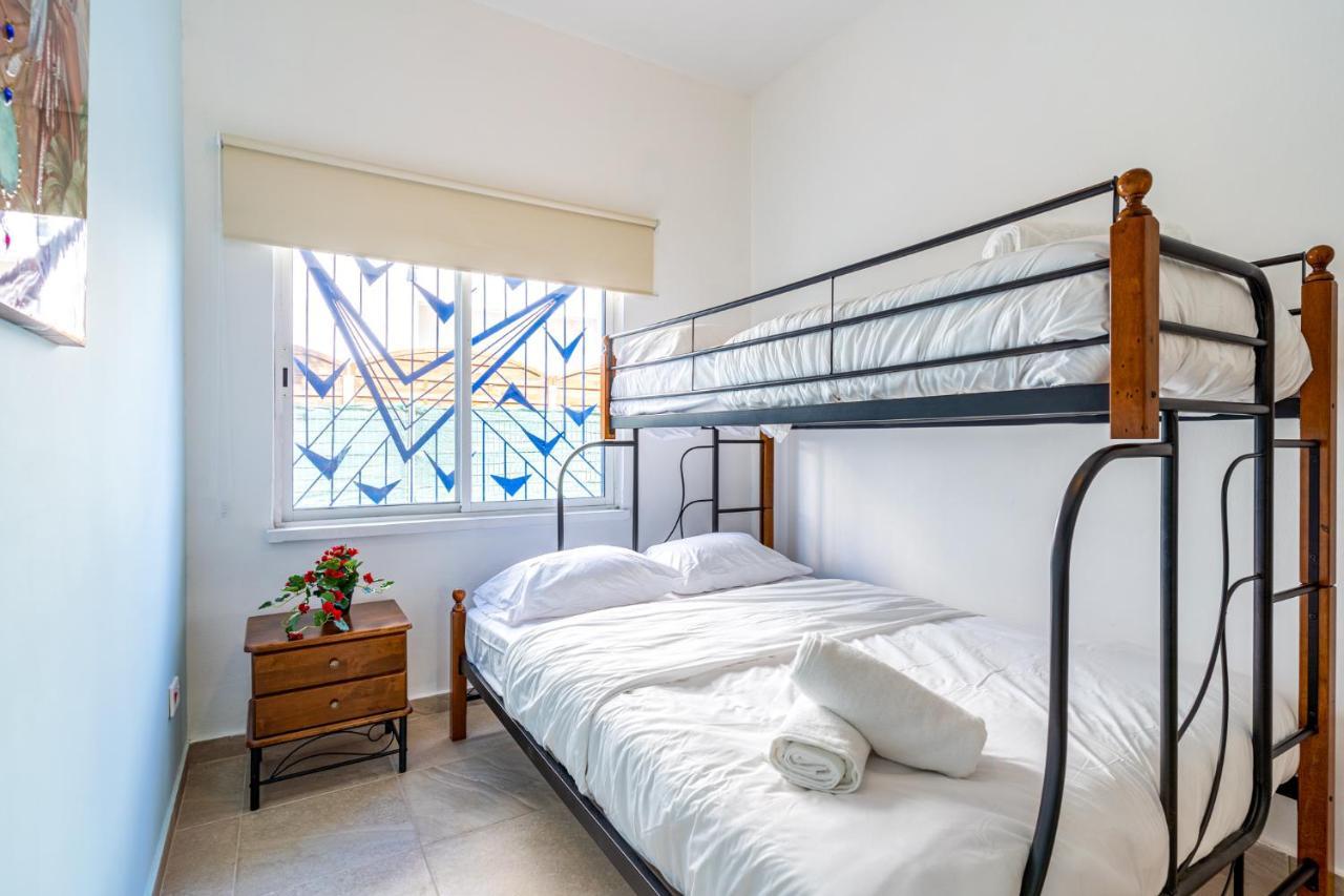 Nala - 2 Bedroom Apartment In Larnaca Exteriör bild
